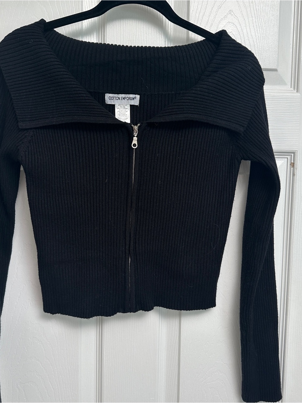 Cotton Emporium Black Ribbed Zip-Front Cropped Sweater